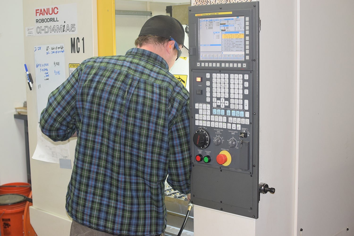 cnc machinist